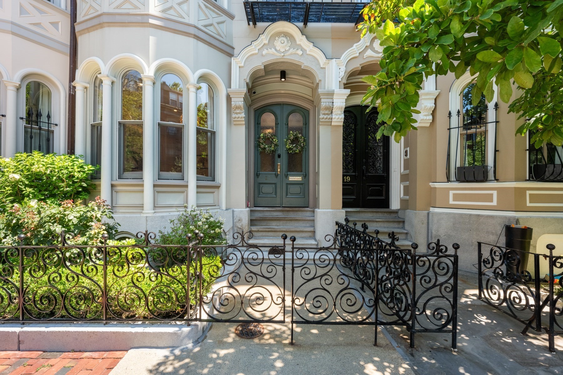 21 Rutland Sq Boston Massachusetts United States, for Sale, residential,  , The Edwards Realty Team - Barrett Sotheby's International Realty