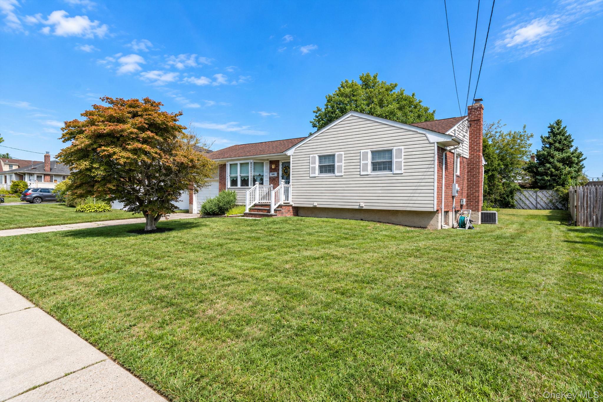 149 Burlington Avenue Deer Park New York United States, for Sale, residential,  , InCom Real Estate - New Demo Office