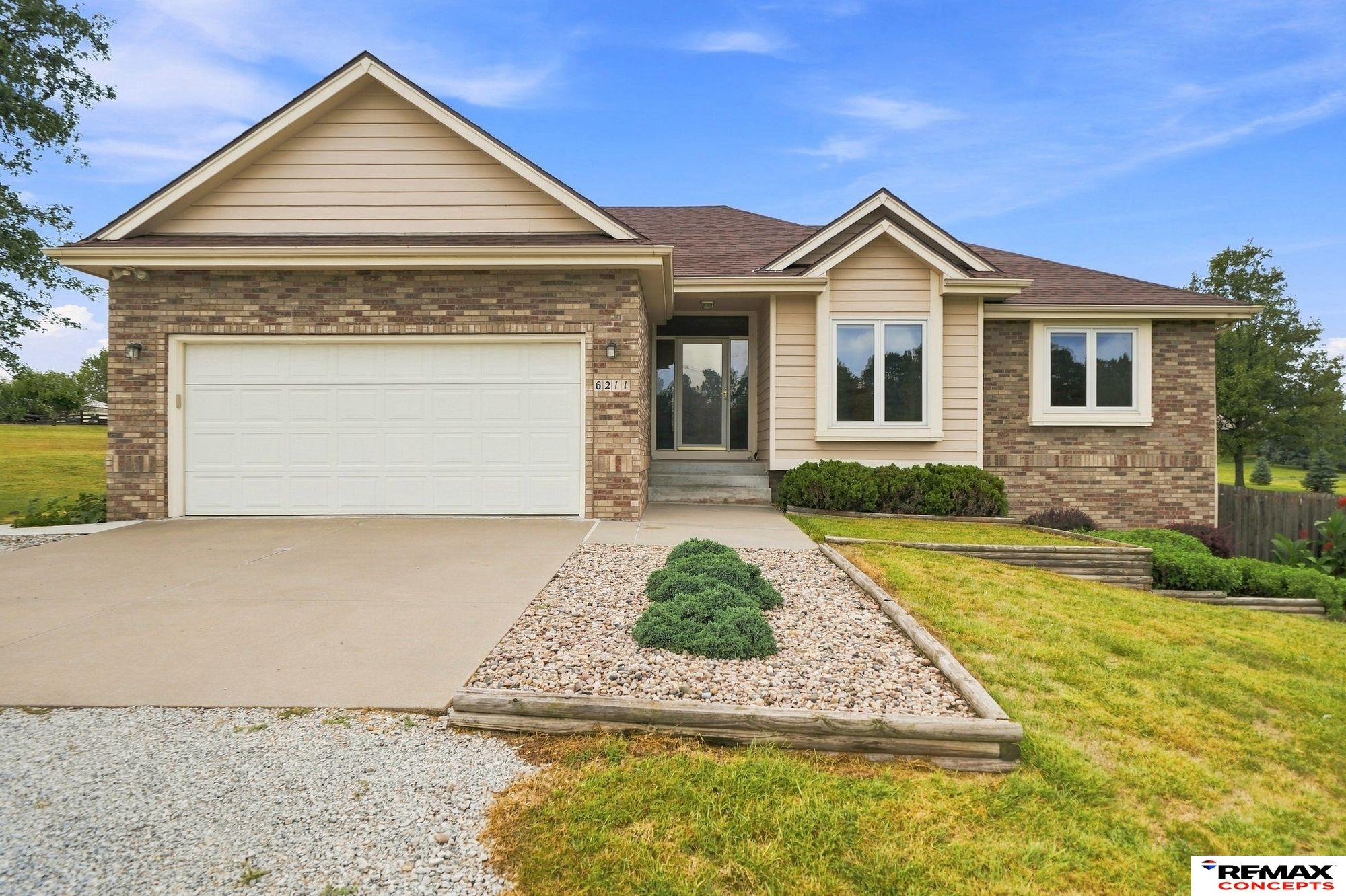6211 Saddle Creek Trail Lincoln Nebraska United States, for Sale, residential,  , Wolf Professional Realty PC
