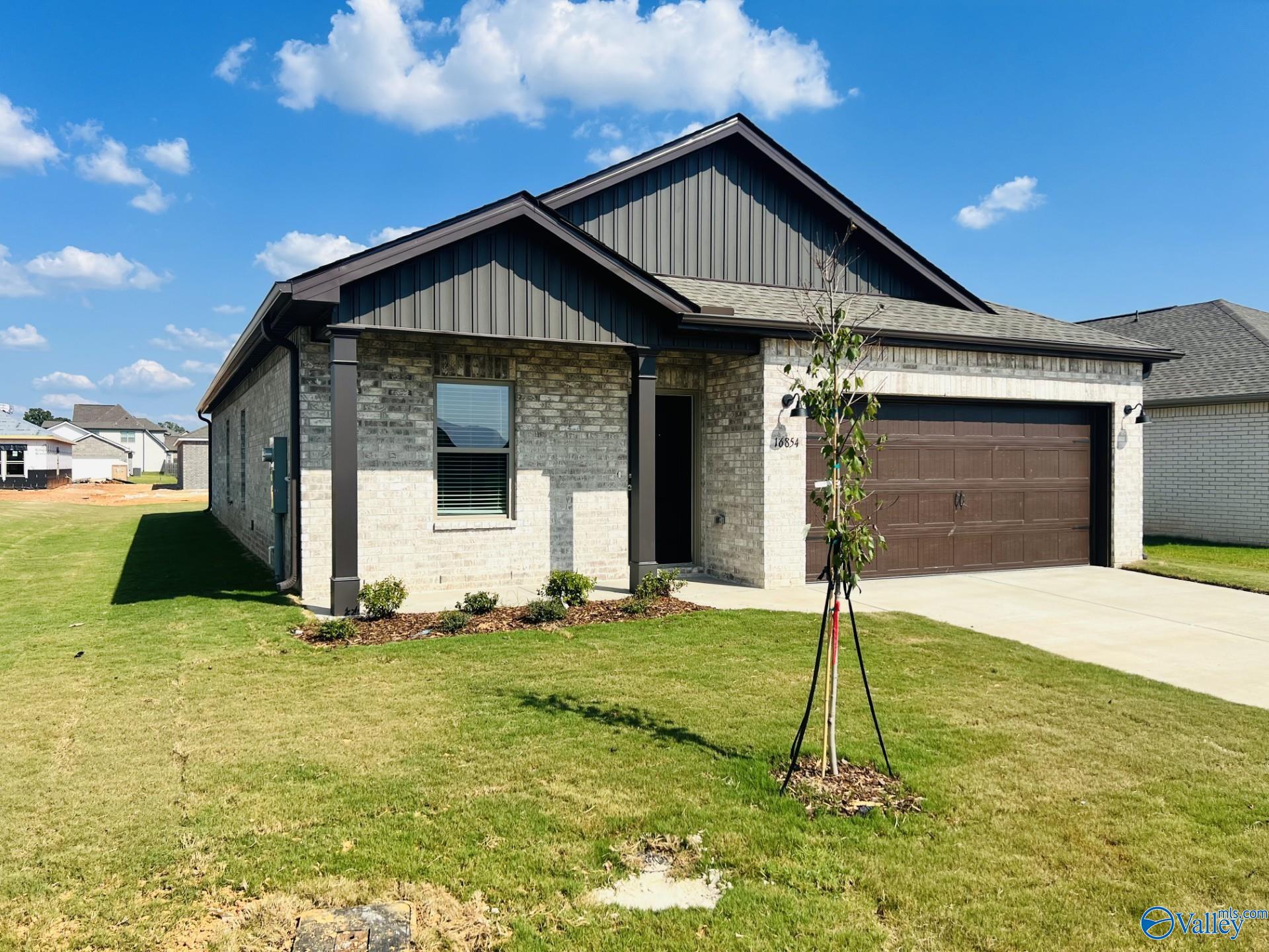 16854 Orleans Drive Athens Alabama United States, for Rent, residential,  , Momentum Realty, LLC