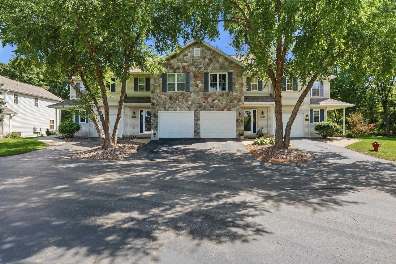 249 N Musket Ridge Drive Sun Prairie Wisconsin United States, for Sale, residential, Todd Thiermann, Thiermann Realty Group LLC