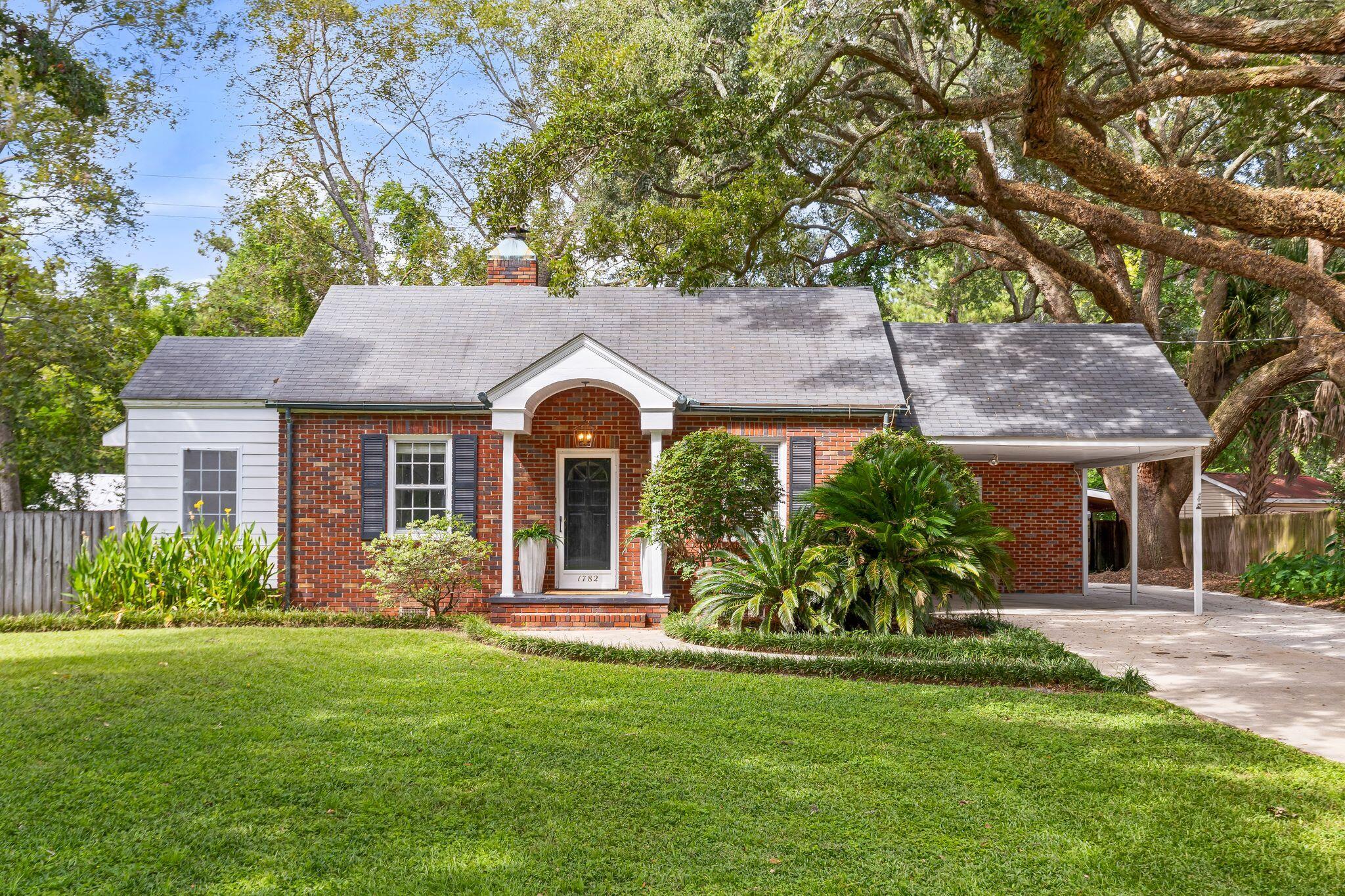 1782 Harrison Avenue Charleston South Carolina United States, for Sale, residential, Bobbie  Rose, Keller Williams Realty Charleston/West Ashley
