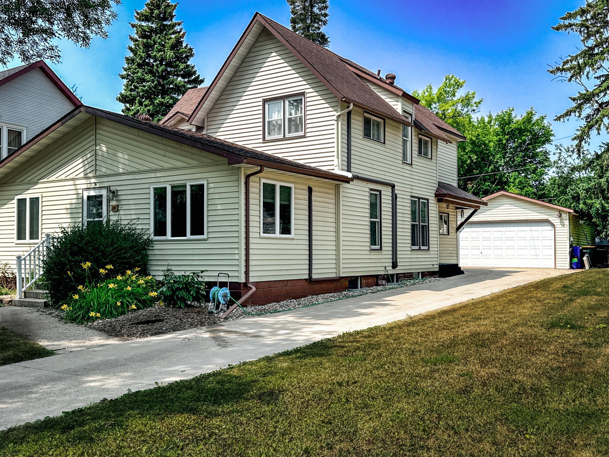 316 S Ash Street Crookston Minnesota United States, for Sale, residential,  , Headwaters Realty Services