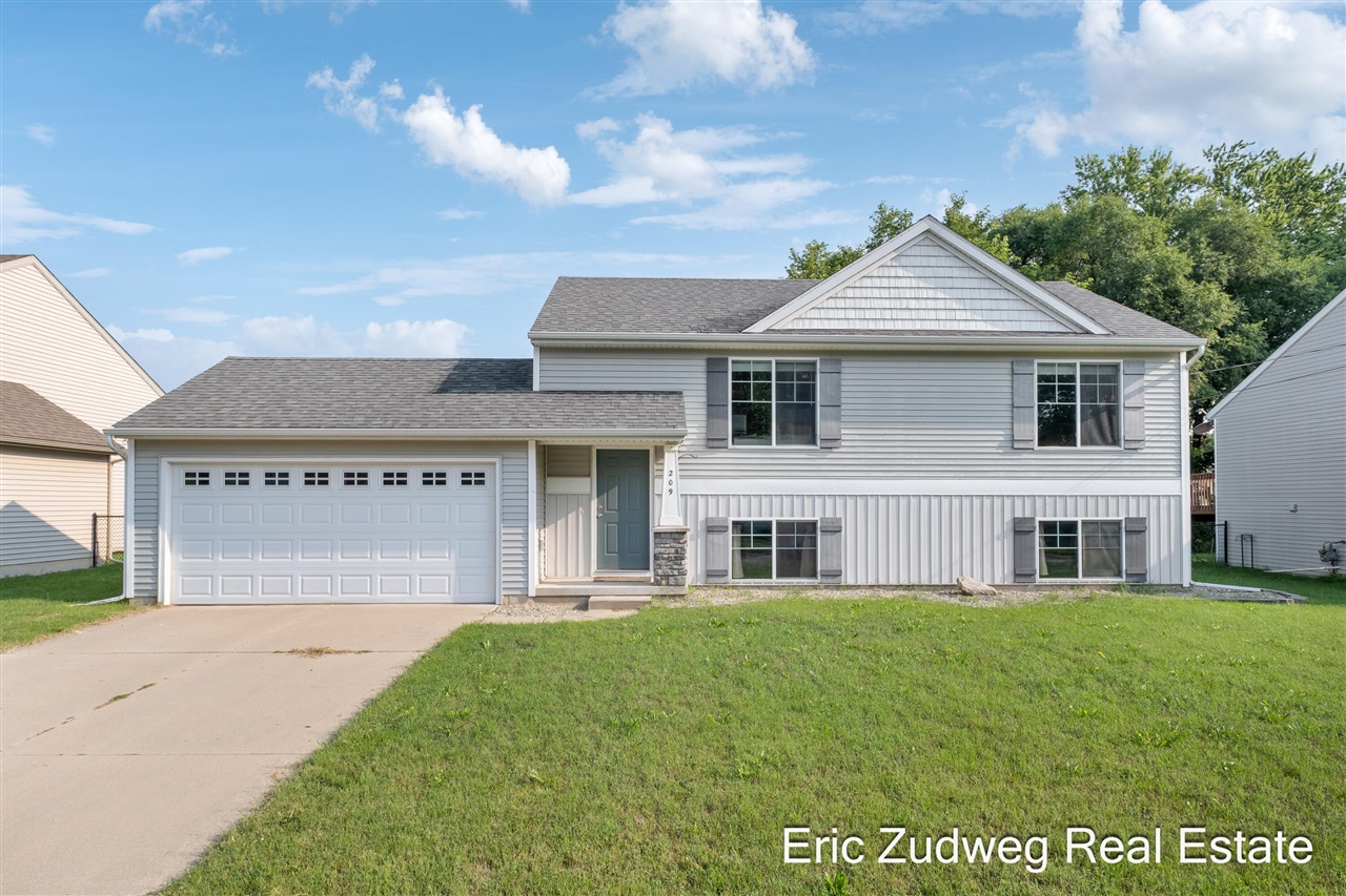 209 Grove Street Sparta Michigan United States, for Sale, residential, Demo Agent, InCom Real Estate - New Demo Office