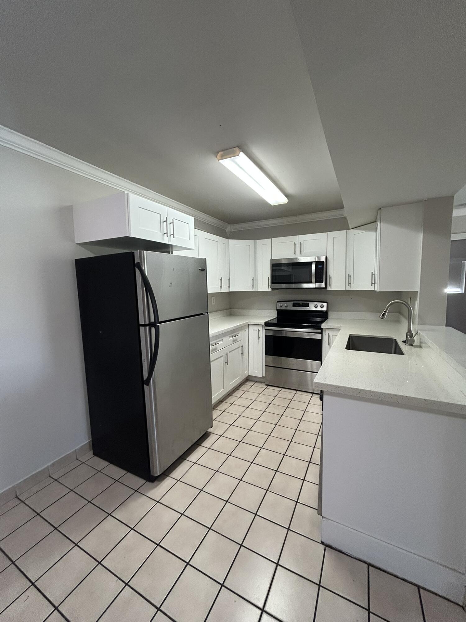 450 W Palm Cir Circle APT 103 Pembroke Pines Florida United States, for Rent, residential,  , RCA Realty Group