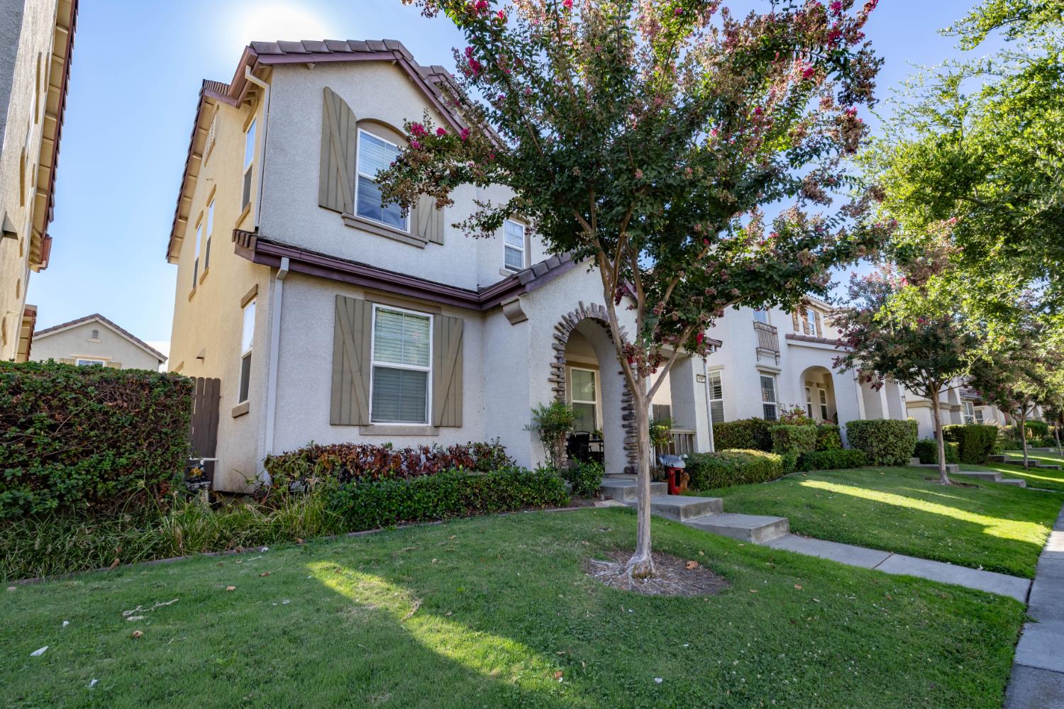 4945 Kokomo Drive Sacramento California United States, for Sale, residential, , Royalty Property Management & Realty