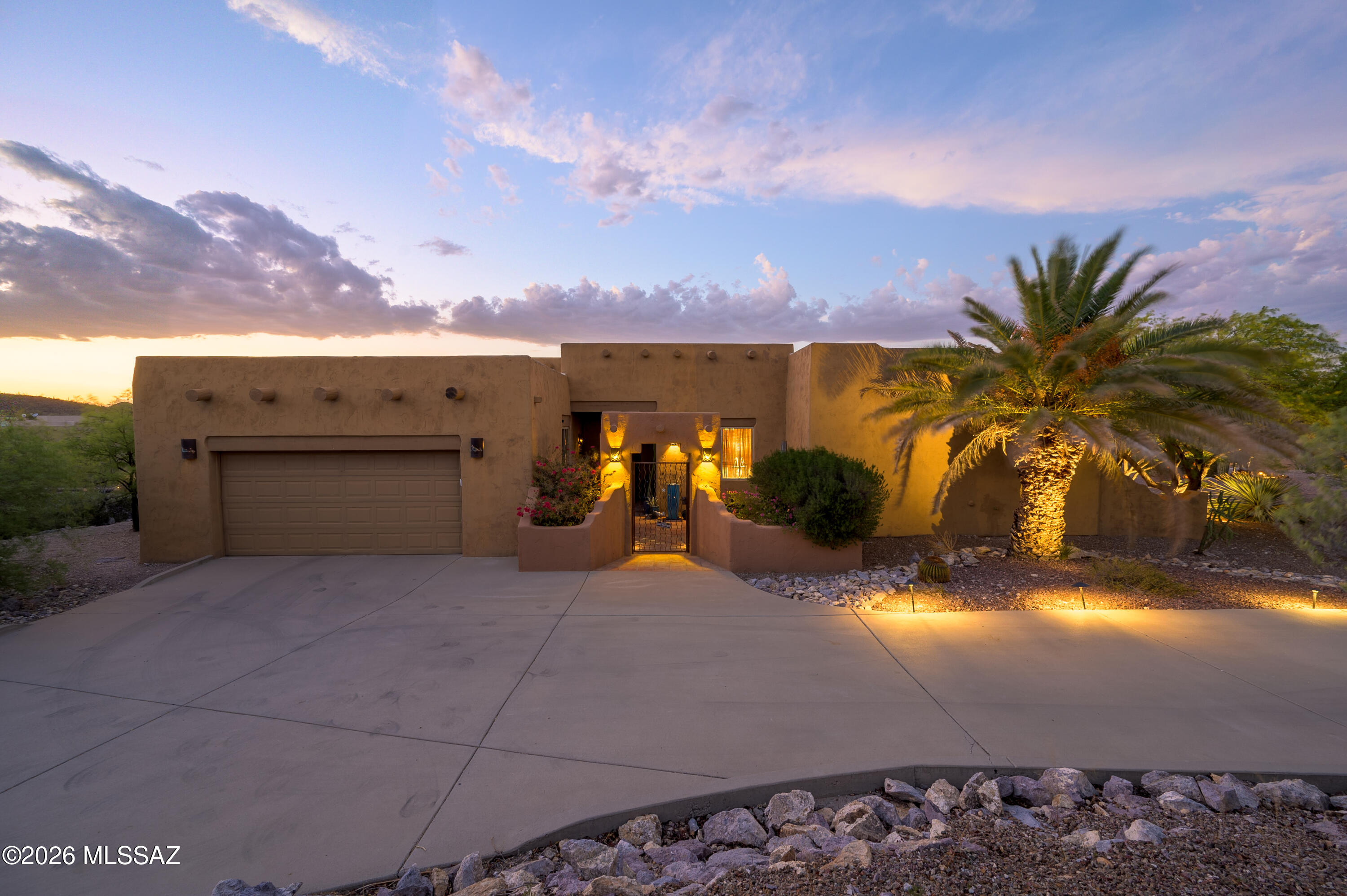 1061 N Mcelroy Place Tucson Arizona United States, for Sale, residential, Aaron Lieberman, TIERRA ANTIGUA REALTY