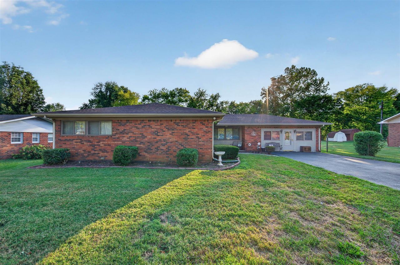 241 Hilltopper Drive Bowling Green Kentucky United States, for Sale, residential, Adam Hanes, LPT Realty