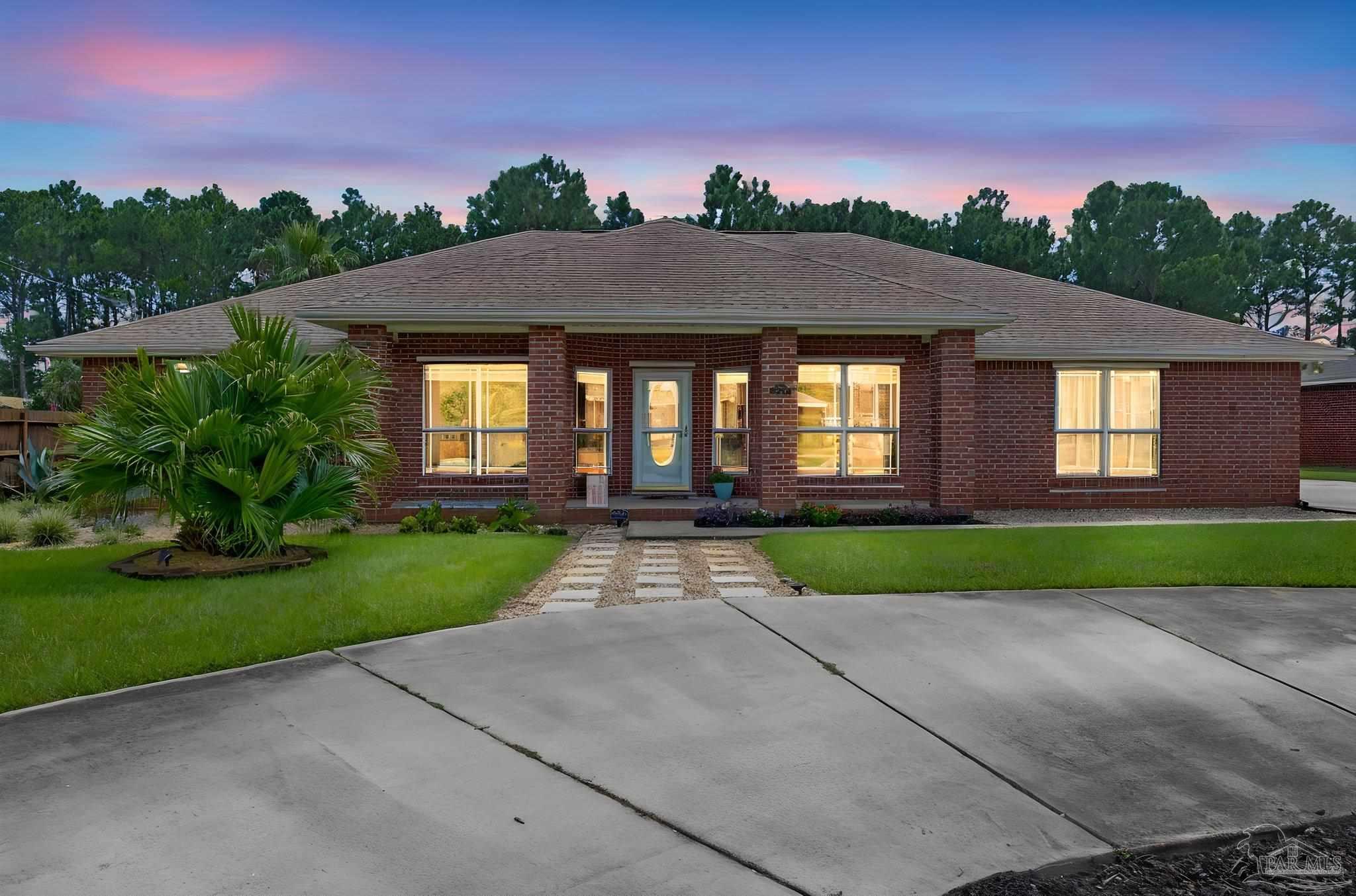 7513 Frankfort St Navarre Florida United States, Sale Pending, residential,  , RE/MAX Horizons Realty
