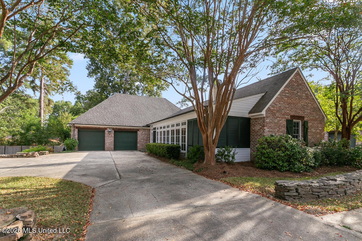 17 Pear Orchard Park Jackson Mississippi United States, for Sale, residential, Jessica McLaurin, Rezults Realty, LLC