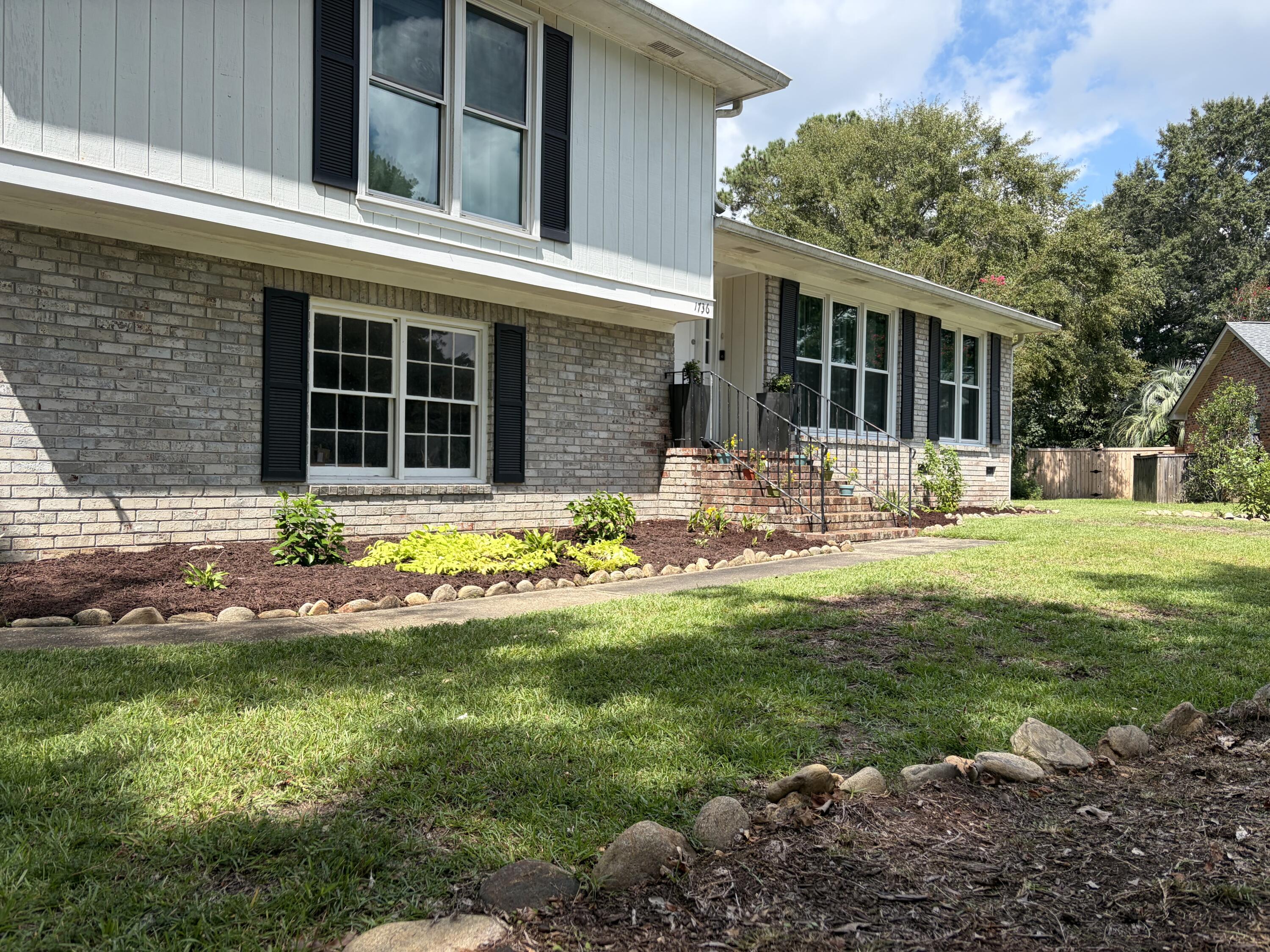 1736 Sulgrave Road Charleston South Carolina United States, Sale Pending, residential, Bobbie  Rose, Keller Williams Realty Charleston/West Ashley