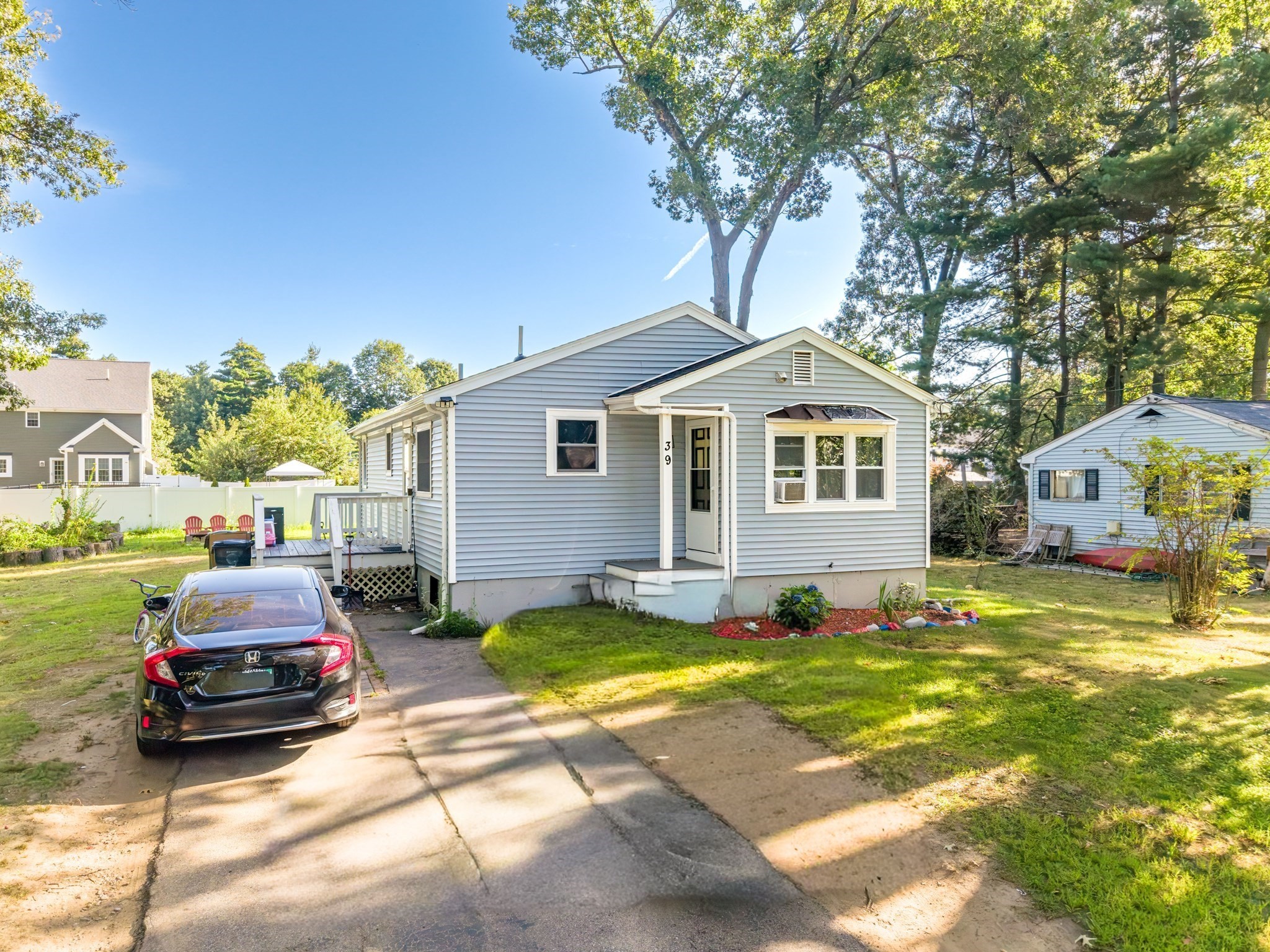 39 Second  Rd Marlborough Massachusetts United States, for Sale, residential, Edwin Contreras, Broad Sound Real Estate