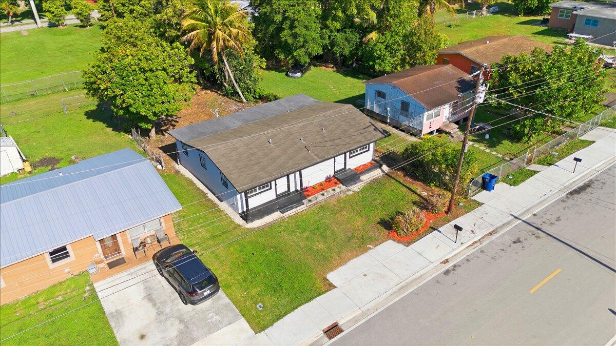 270 SW 10th Avenue APT 1 South Bay Florida United States, for Rent, residential,  , Lukso Realty LLC