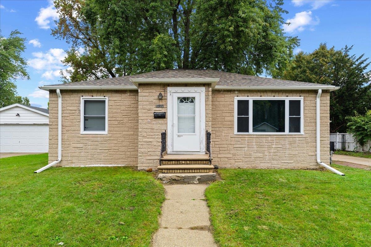 1917 FARLIN Avenue Green Bay Wisconsin United States, for Sale, residential,  , Fireside Realty LLC