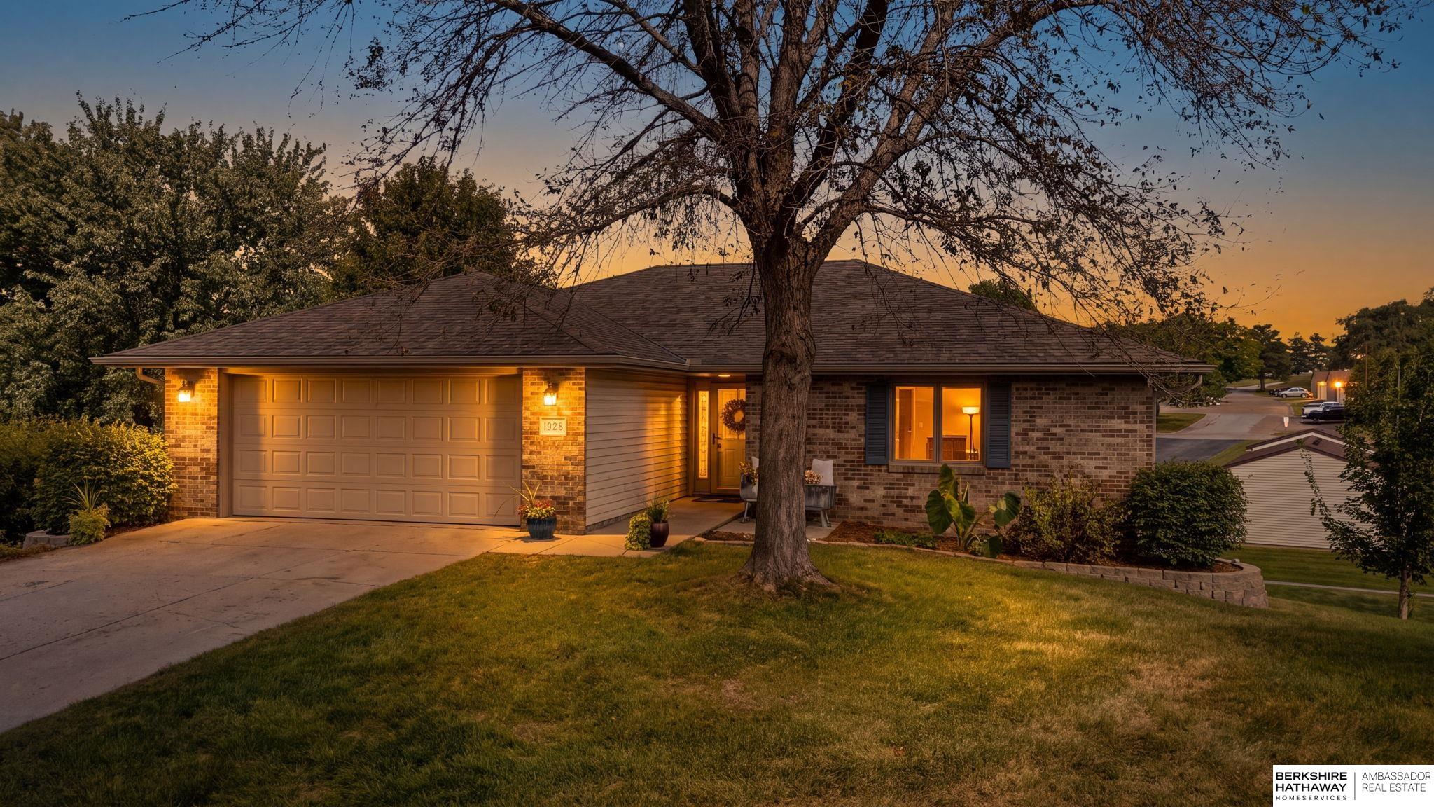 2360 Atwood Circle Lincoln Nebraska United States, for Sale, residential,  , Wolf Professional Realty PC