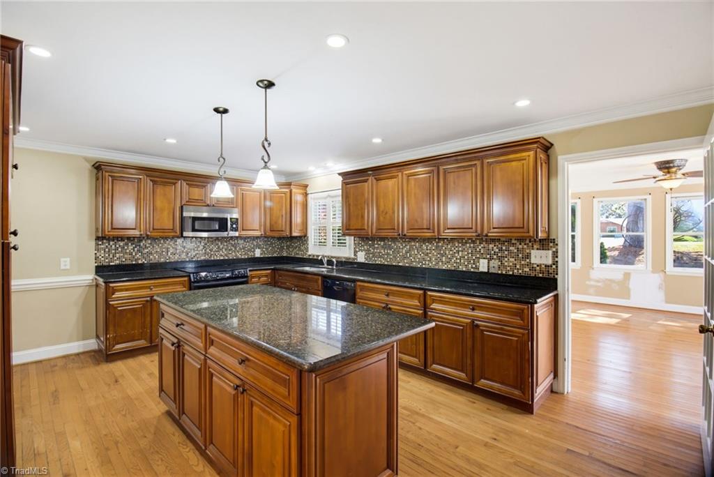 3414 Edgefield Road Greensboro North Carolina United States, for Sale, residential,  , The Headley Group Realty