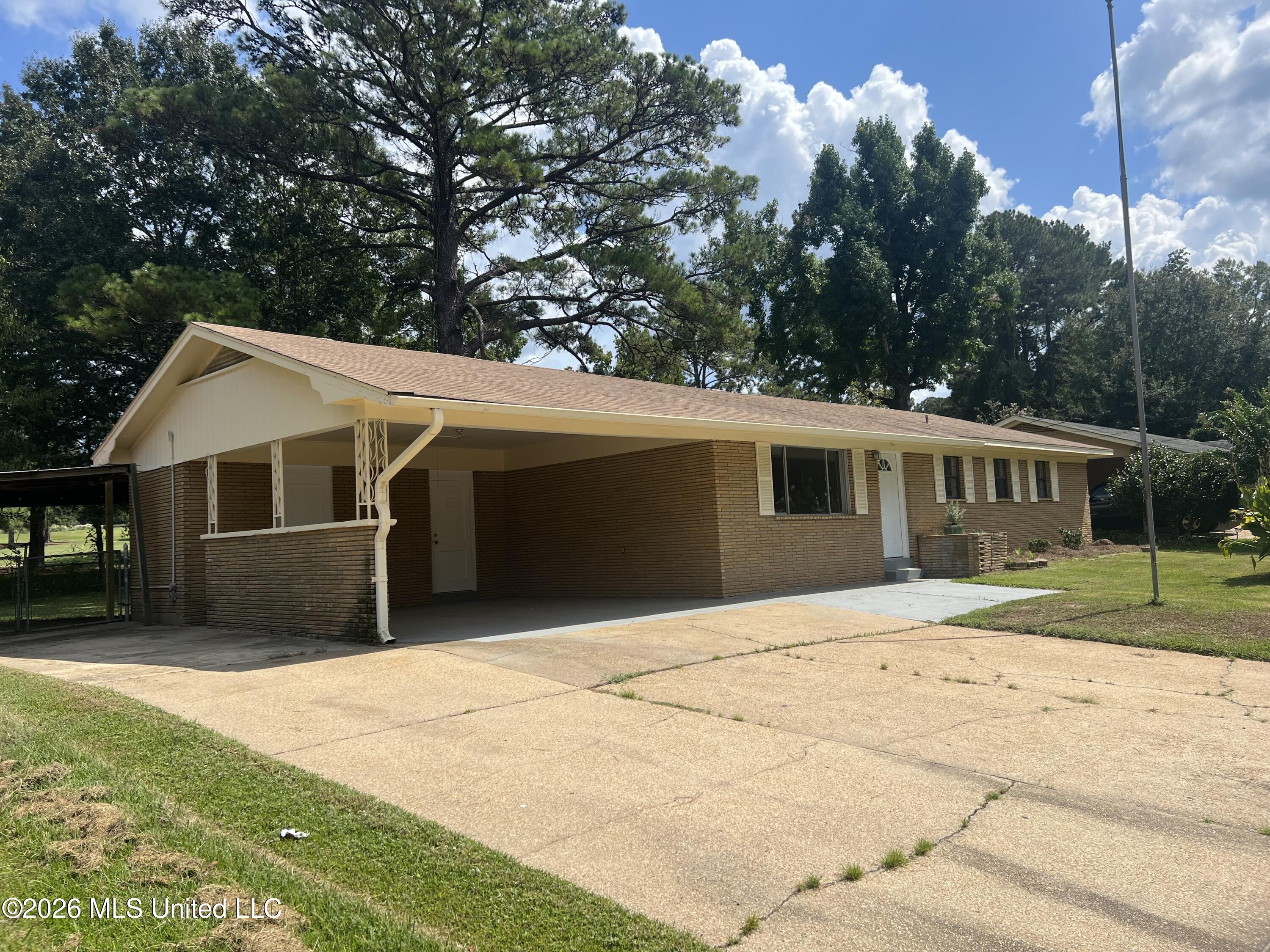 3335 E Lisa Drive Pearl Mississippi United States, for Sale, residential, Jessica McLaurin, Rezults Realty, LLC
