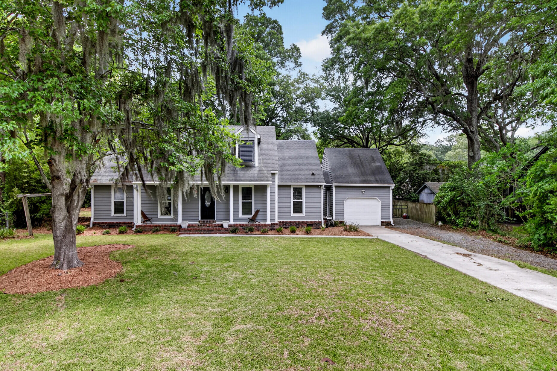 27 Westside Drive Charleston South Carolina United States, for Sale, residential, Bobbie  Rose, Keller Williams Realty Charleston/West Ashley