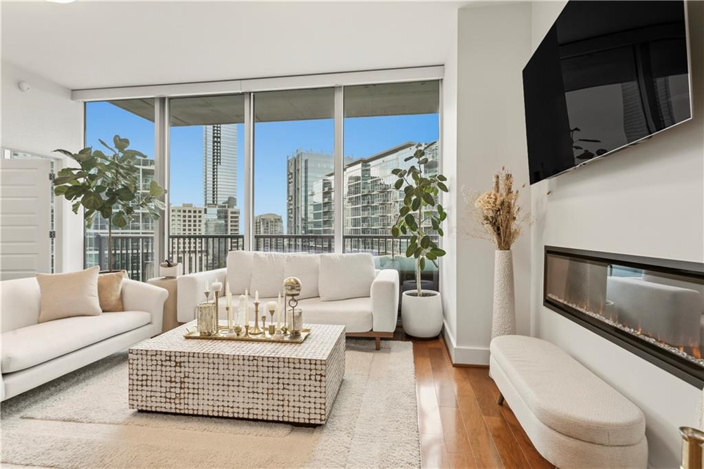 1080 Peachtree Street APT 1712 Atlanta Georgia United States, for Sale, residential, Keely George, Maximum One Greater Atlanta Realtors