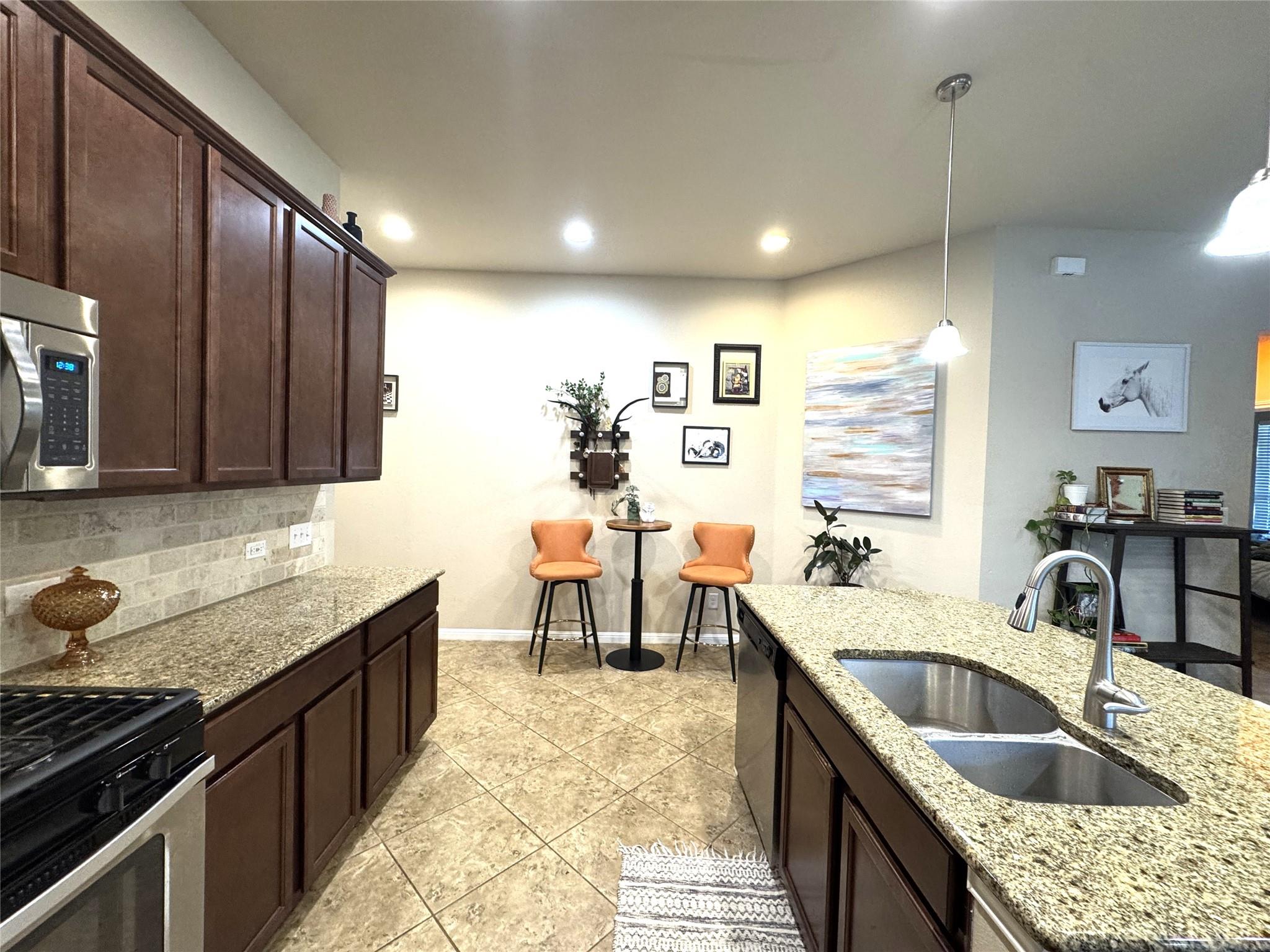 413 Anacua LOOP Manchaca Texas United States, for Rent, residential,  , Mile Realty 