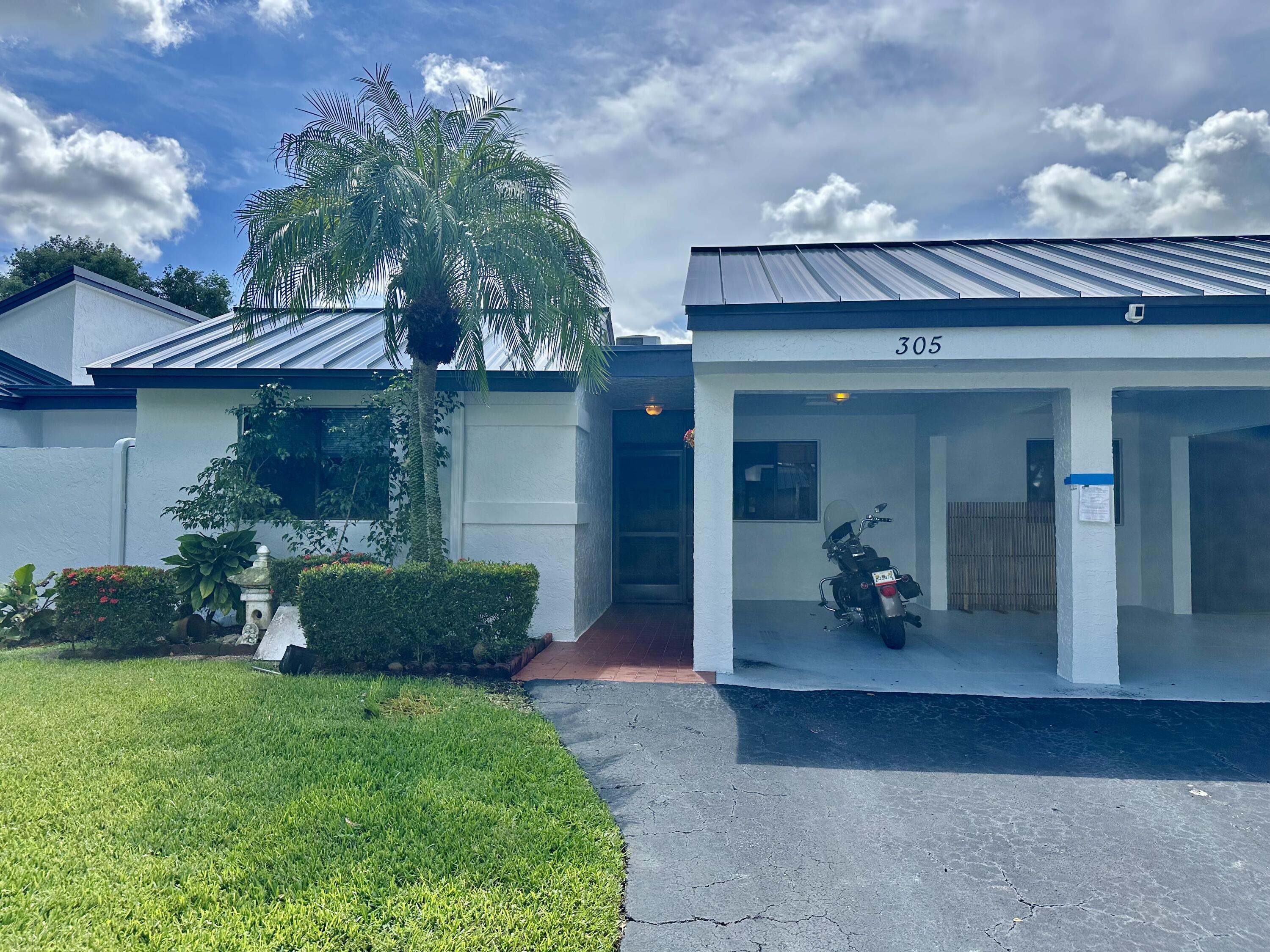 305 Lakeside Court Sunrise Florida United States, for Sale, residential, Radmila Mandel, Florida Sky Realty Group