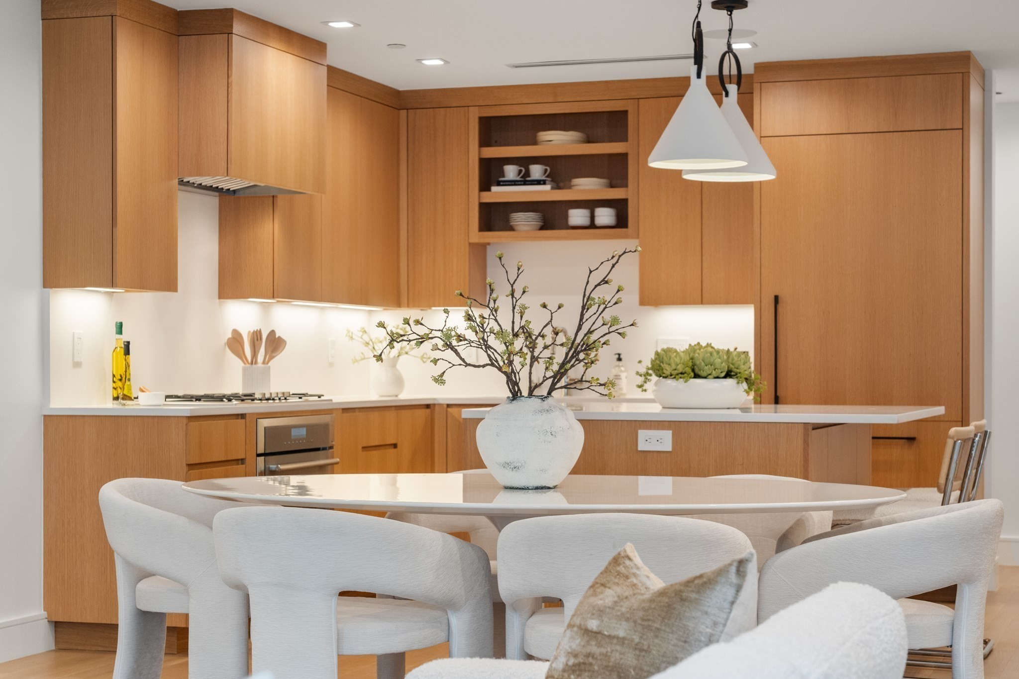 189 W Brookline St  UNIT 1 Boston Massachusetts United States, for Sale, residential, Darcy Bento, South Boston  Realtor Bento Real Estate Group, Bento Real Estate Group, Inc.