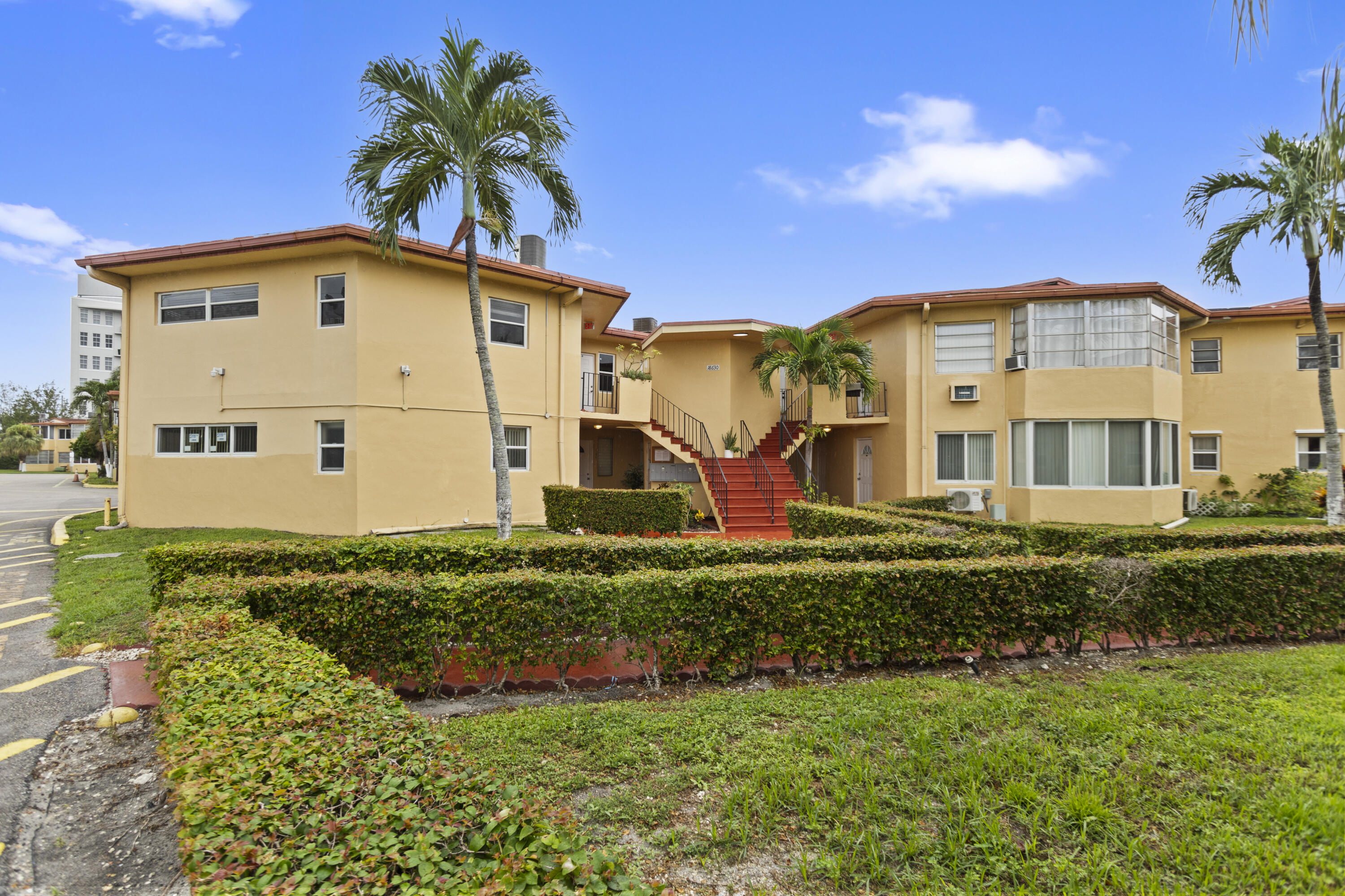 18630 NE 18TH Avenue APT 134 Miami Florida United States, for Sale, residential, Henry Smith, Incom Sample Office