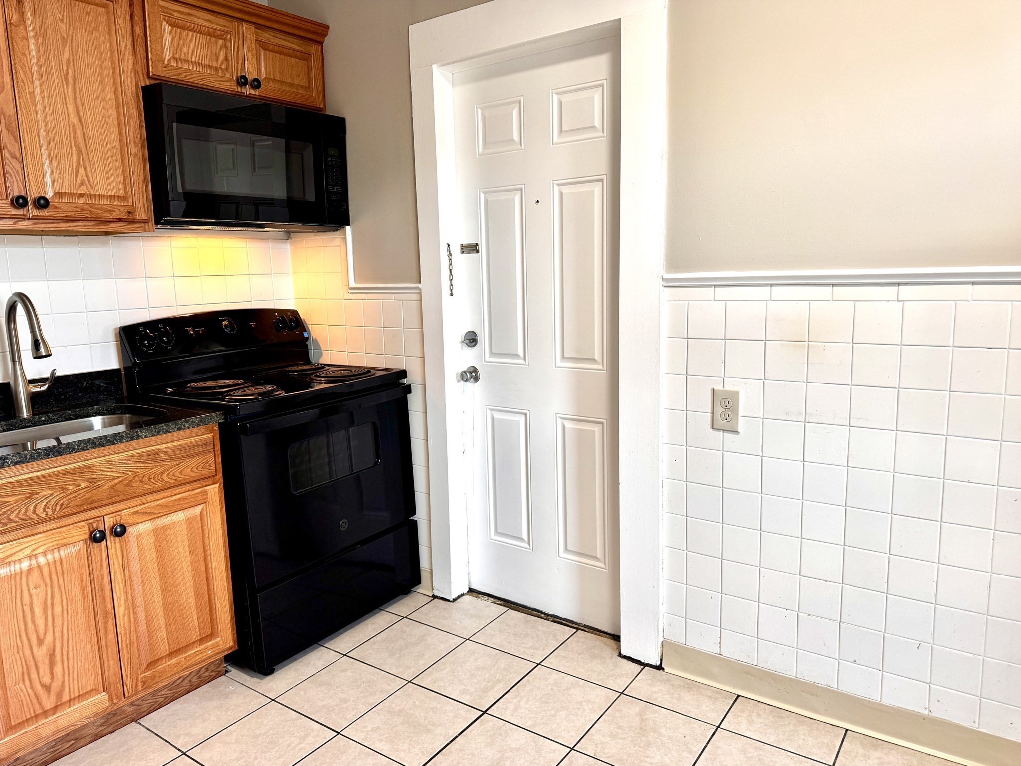 8 Chase  UNIT 18 Lynn Massachusetts United States, for Rent, residential,  , CITIPOINT REALTY SERVICES, LLC