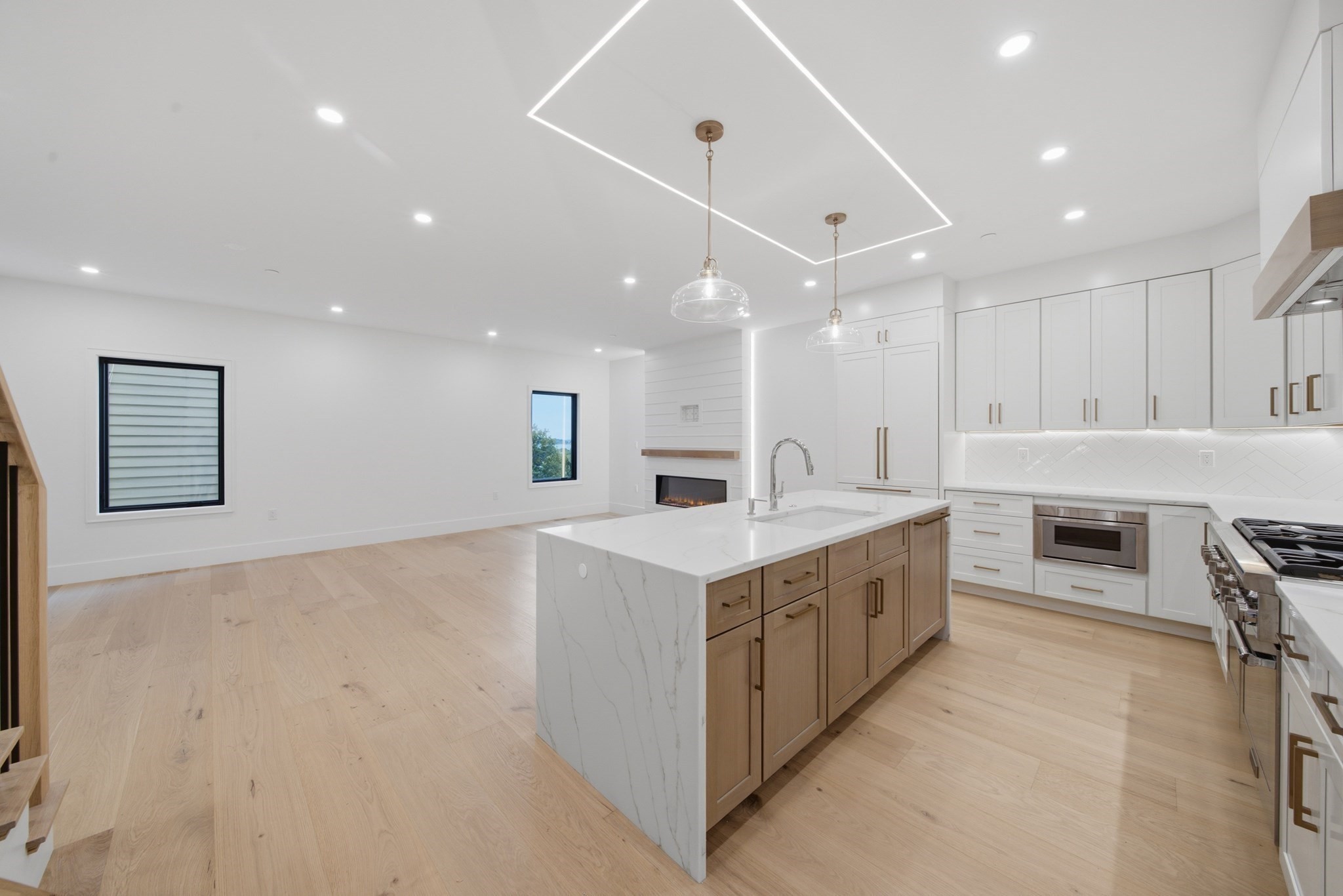 421 East 6th Street  UNIT TH3 Boston Massachusetts United States, for Sale, residential, Darcy Bento, South Boston  Realtor Bento Real Estate Group, Bento Real Estate Group, Inc.
