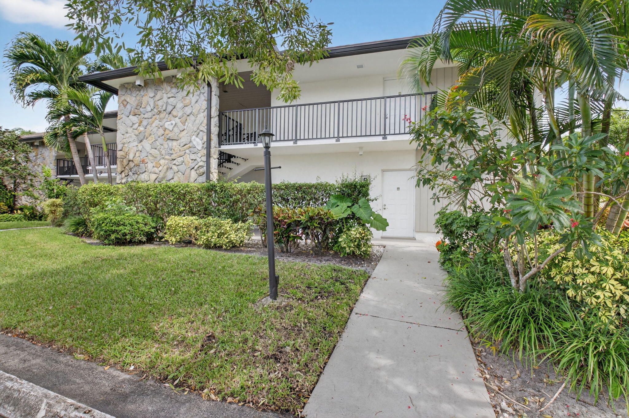 451 Greensward Lane APT 104-B Delray Beach Florida United States, for Rent, residential, Arlene   Toolsie  , Re/Max Direct