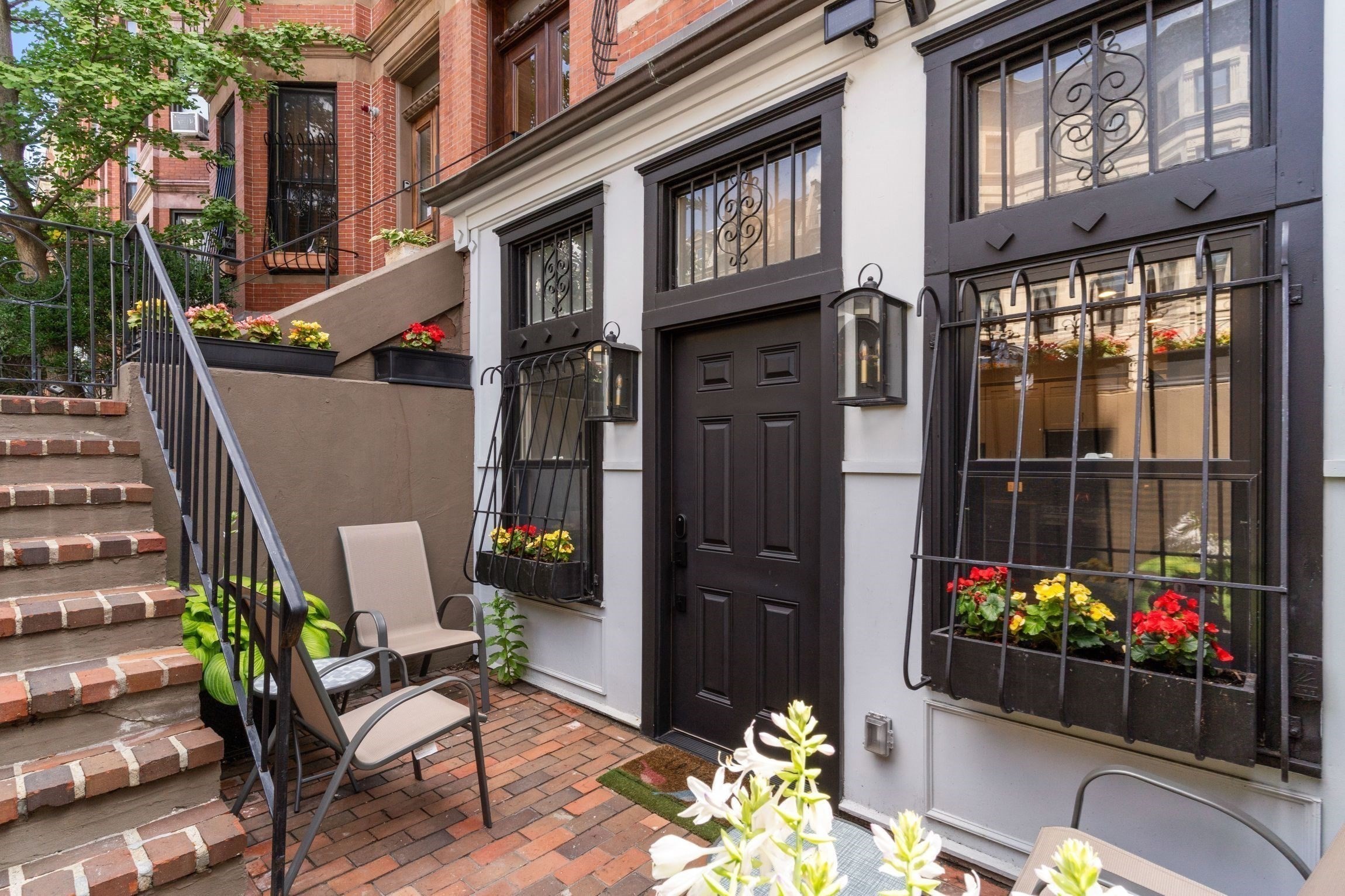 560 Columbus Avenue  UNIT 1 Boston Massachusetts United States, for Sale, residential,  , The Edwards Realty Team - Barrett Sotheby's International Realty