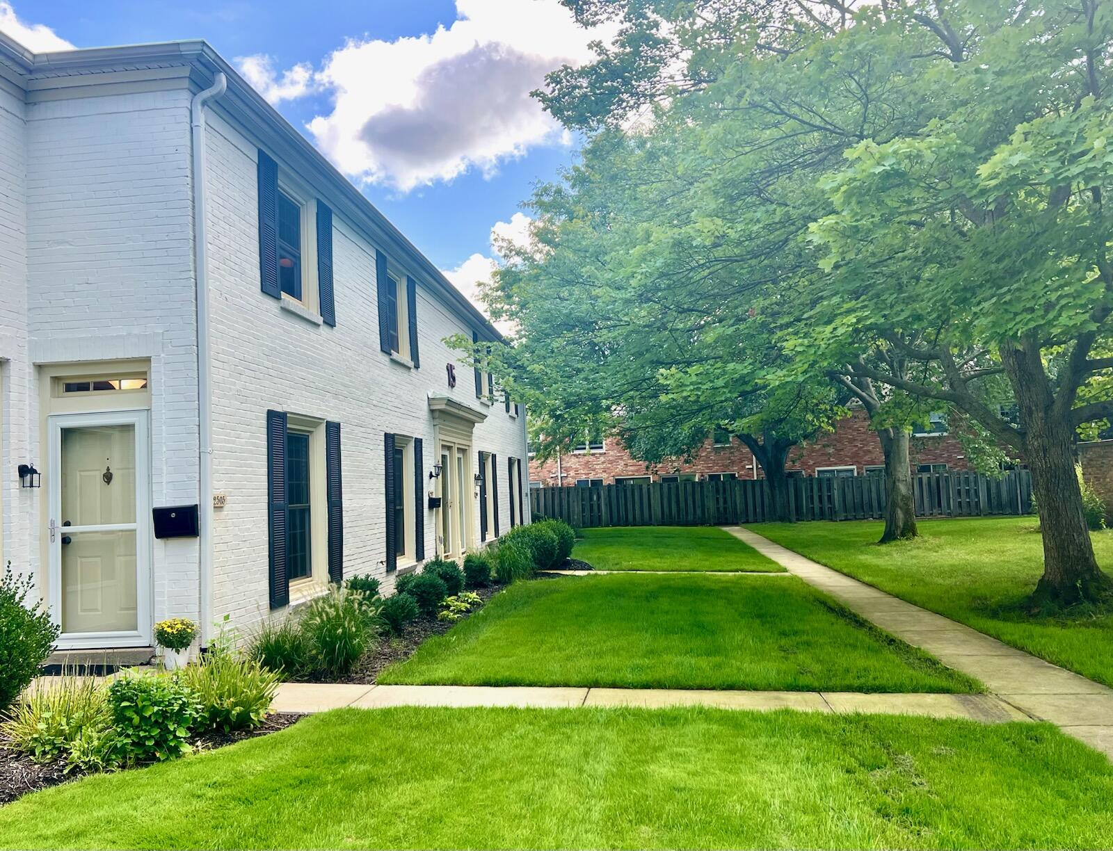 2505 Abbington Drive APT 137 Grand Rapids Michigan United States, for Sale, residential,  , RW Daniels Realty