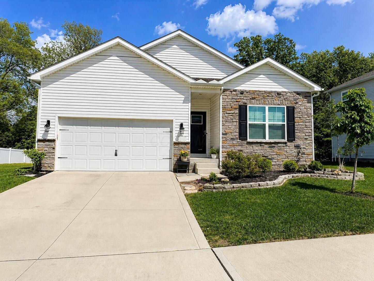 5798 Wynnewood Drive Grove City Ohio United States, for Sale, residential,  , The Hessenauer Corporation