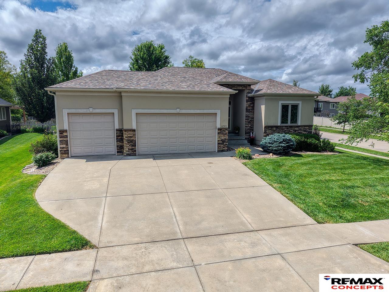 6205 Thompson Creek Boulevard Lincoln Nebraska United States, for Sale, residential,  , Wolf Professional Realty PC