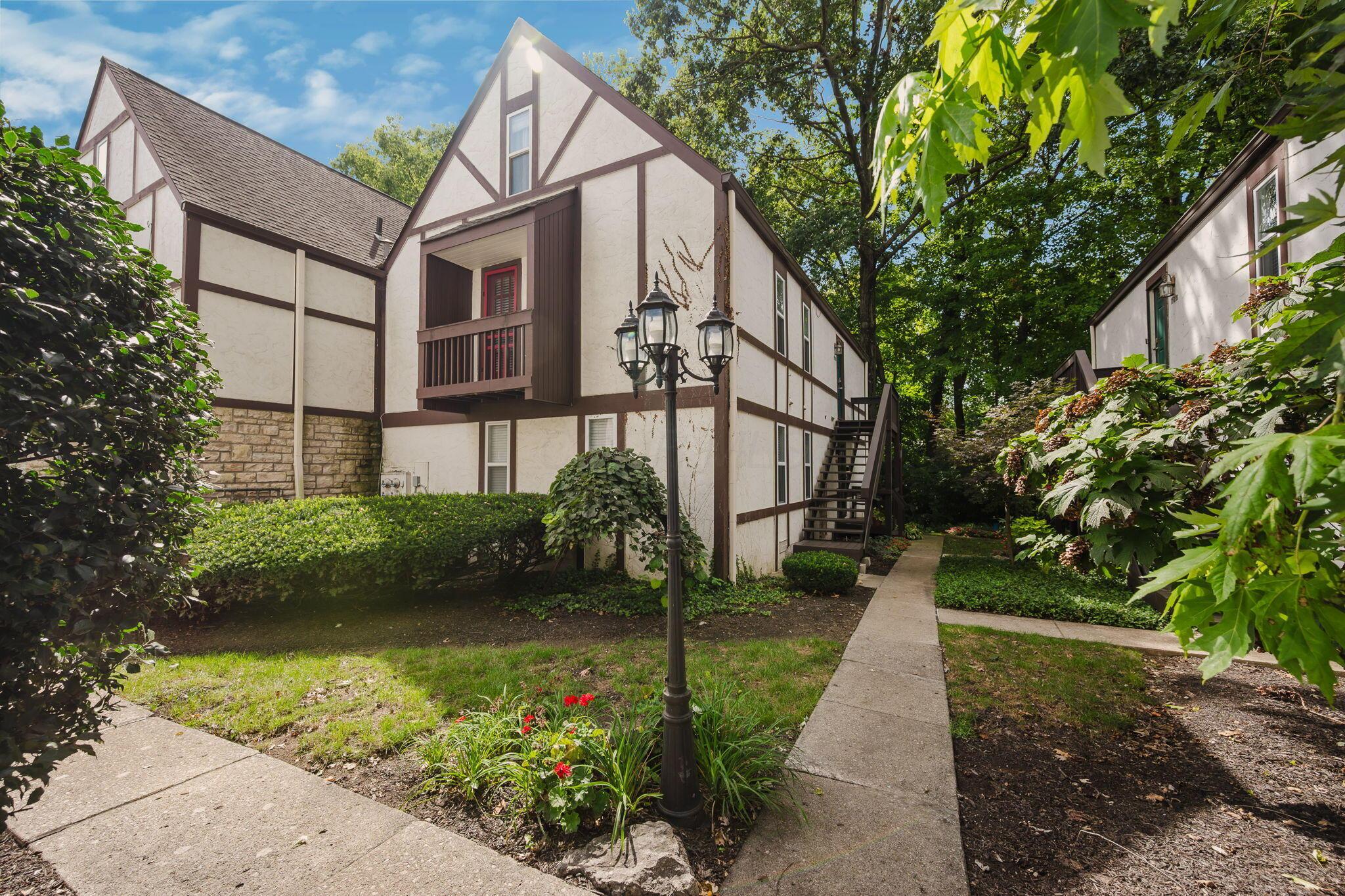 1587 Arlington Avenue APT B Columbus Ohio United States, for Sale, residential,  , The Hessenauer Corporation
