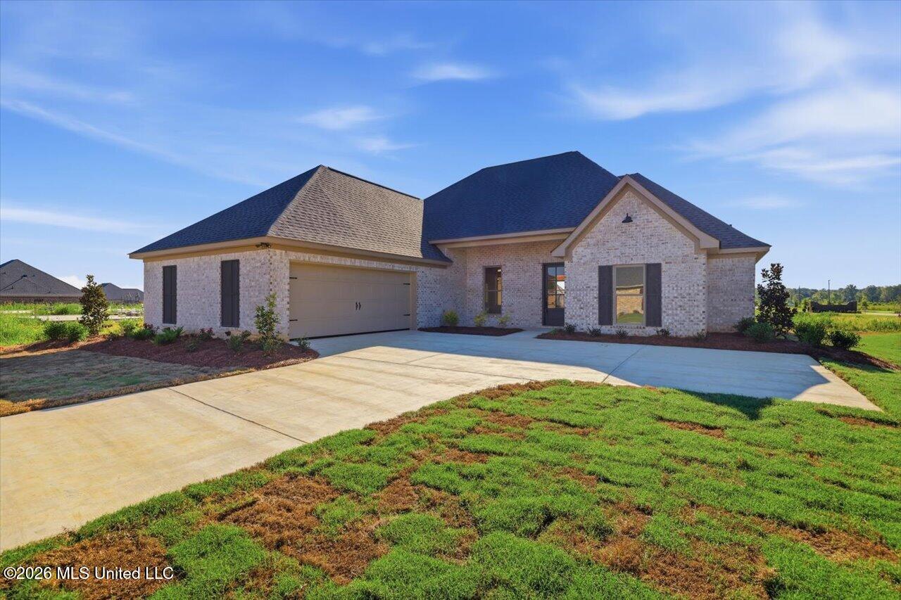 139 Palace Crossing Flowood Mississippi United States, for Sale, residential, Jessica McLaurin, Rezults Realty, LLC