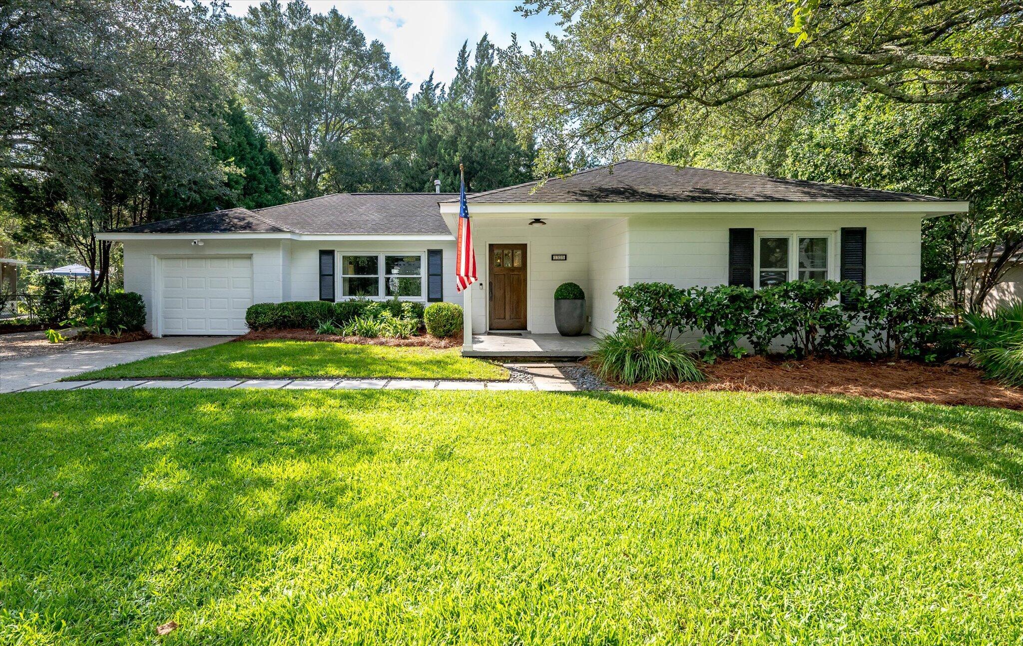 1325 Saint Clair Drive Charleston South Carolina United States, for Sale, residential,  , Adler Realty
