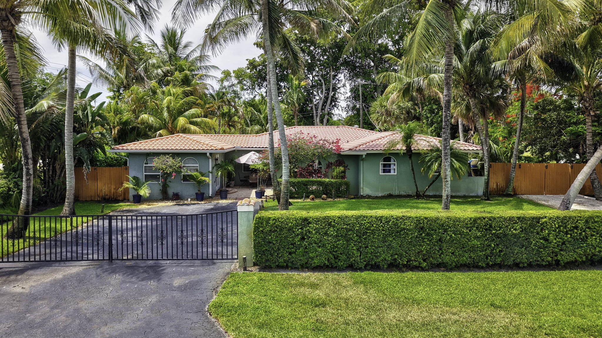 3000 Sherwood Boulevard Delray Beach Florida United States, for Sale, residential, Arlene   Toolsie  , Re/Max Direct