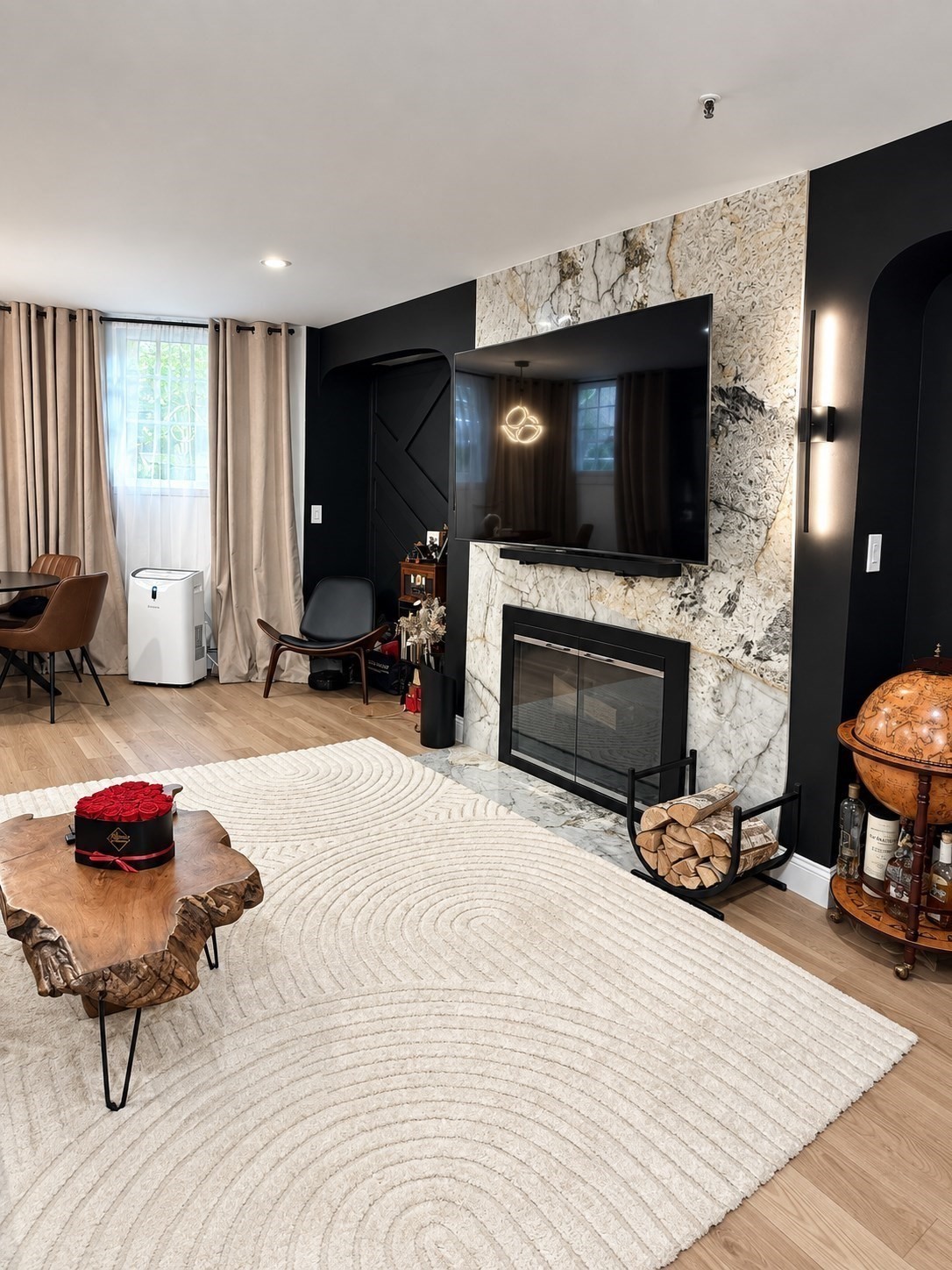 233 Commonwealth Ave  UNIT 1 Boston Massachusetts United States, for Sale, residential, Darcy Bento, South Boston  Realtor Bento Real Estate Group, Bento Real Estate Group, Inc.