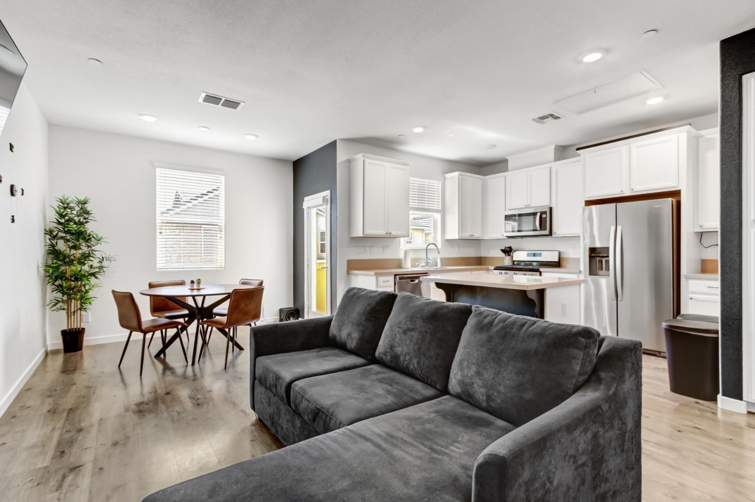 2559 Radar Lane Sacramento California United States, for Sale, residential, Anthony Carrillo, Cook Realty