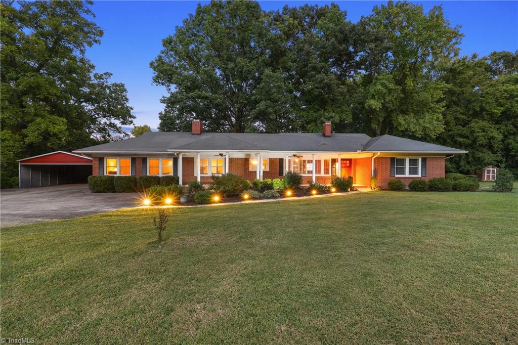 3617 Liberty Road Greensboro North Carolina United States, Sale Pending, residential,  , The Headley Group Realty