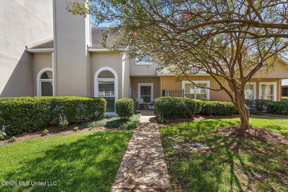 1012 Bayridge Drive Jackson Mississippi United States, for Sale, residential, Jessica McLaurin, Rezults Realty, LLC