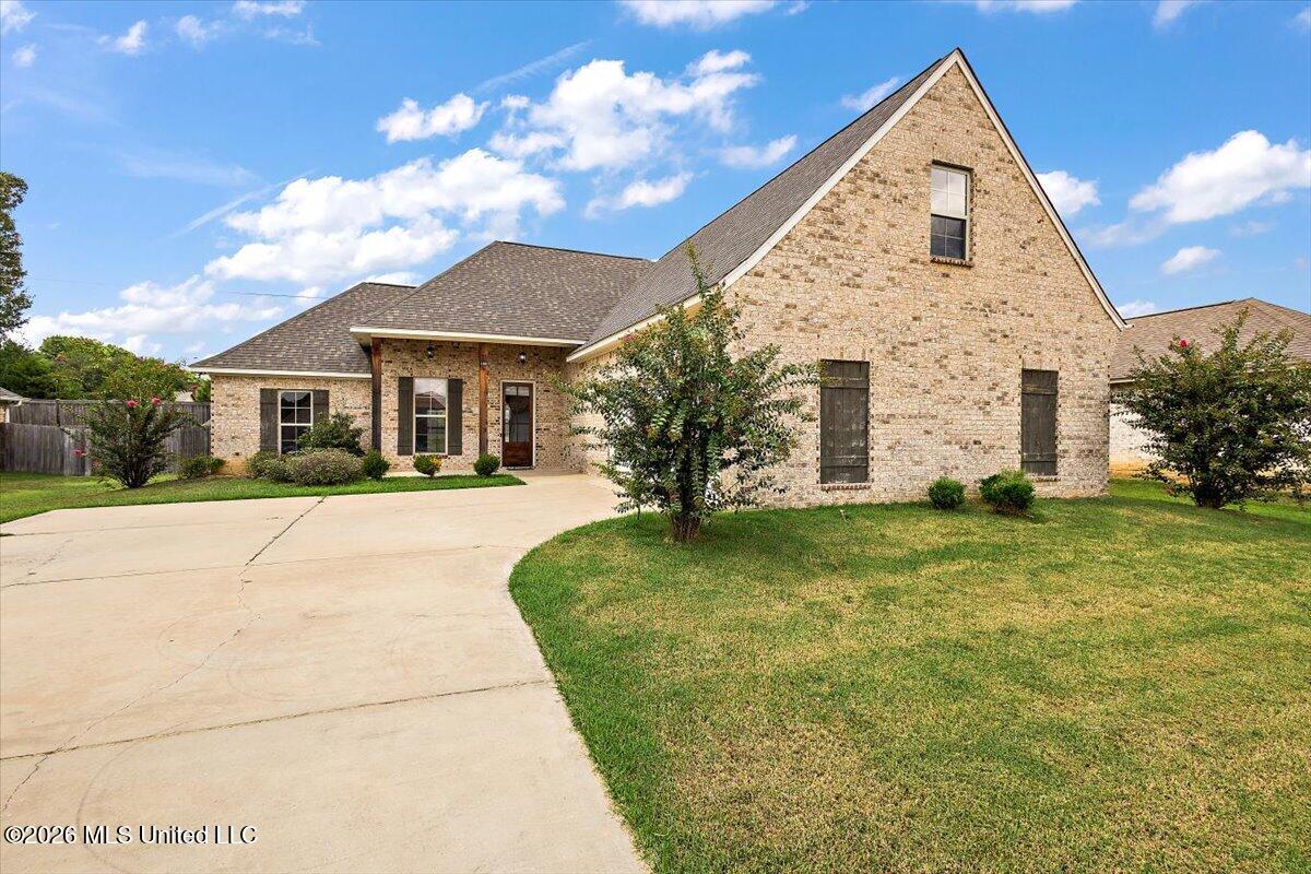 160 Western Ridge Circle Canton Mississippi United States, for Sale, residential, Jessica McLaurin, Rezults Realty, LLC