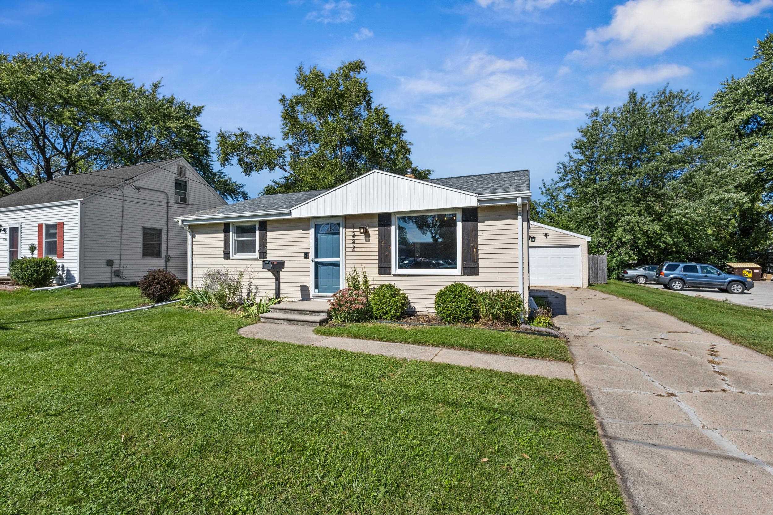 1242 LORE Lane Green Bay Wisconsin United States, for Sale, residential,  , Fireside Realty LLC