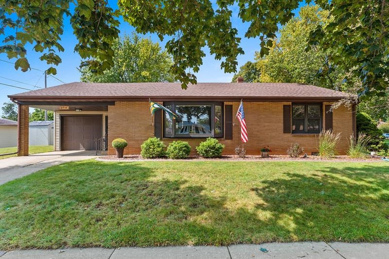 2319 N VIOLA Street Appleton Wisconsin United States, for Sale, residential,  , Fireside Realty LLC