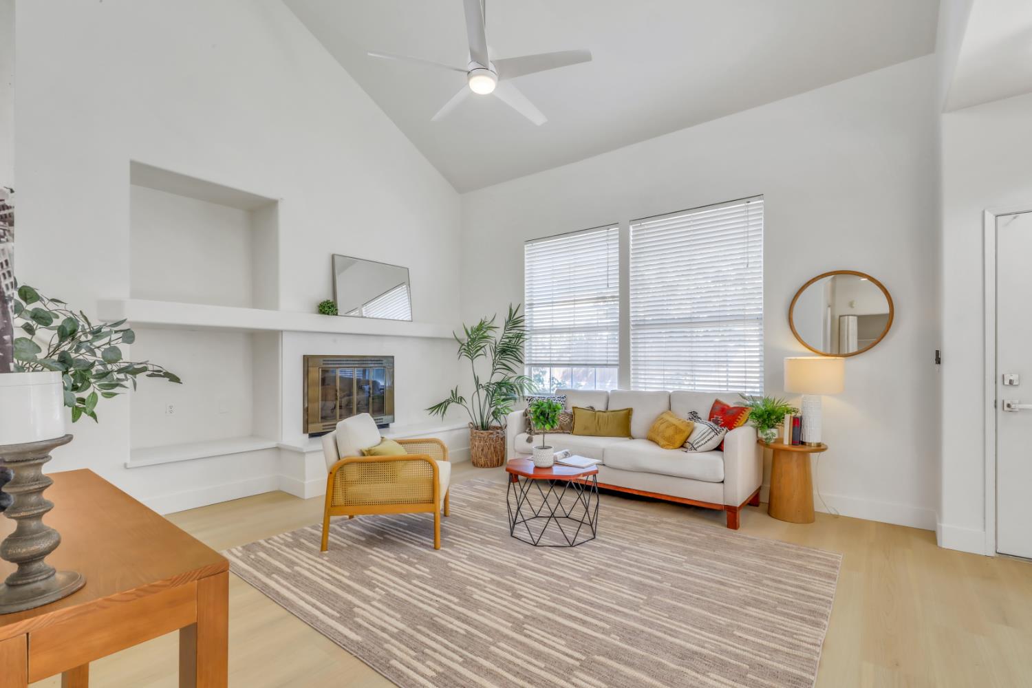 4925 Cherryville Lane Sacramento California United States, for Sale, residential, , Royalty Property Management & Realty