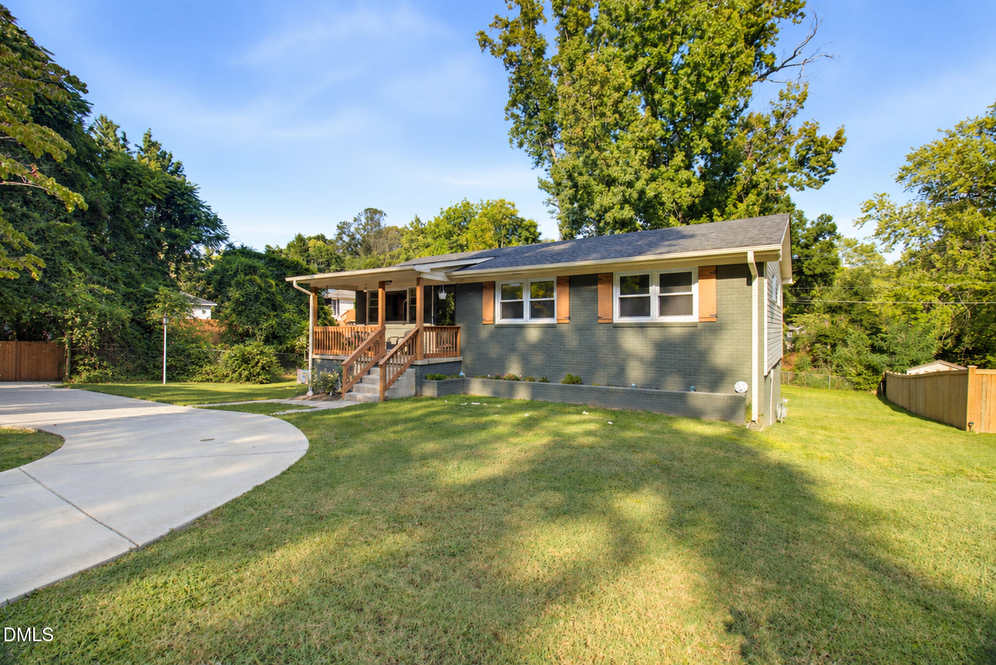 2916 Martinsville Road Greensboro North Carolina United States, for Sale, residential,  , The Headley Group Realty