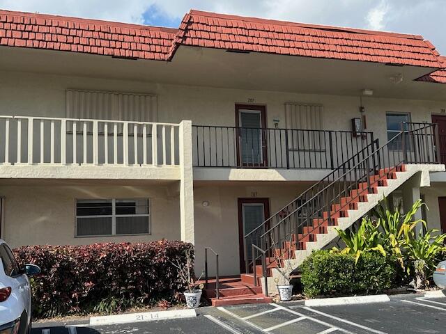 21 Abbey Lane APT 107 Delray Beach Florida United States, for Rent, residential, Arlene   Toolsie  , Re/Max Direct