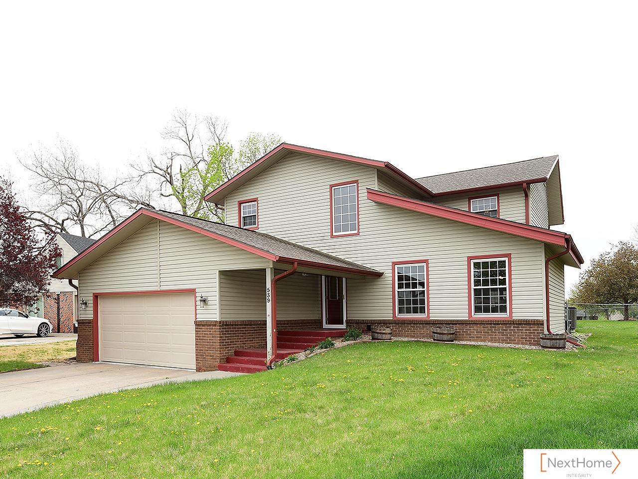 539 W Keating Circle Lincoln Nebraska United States, for Sale, residential,  , Wolf Professional Realty PC