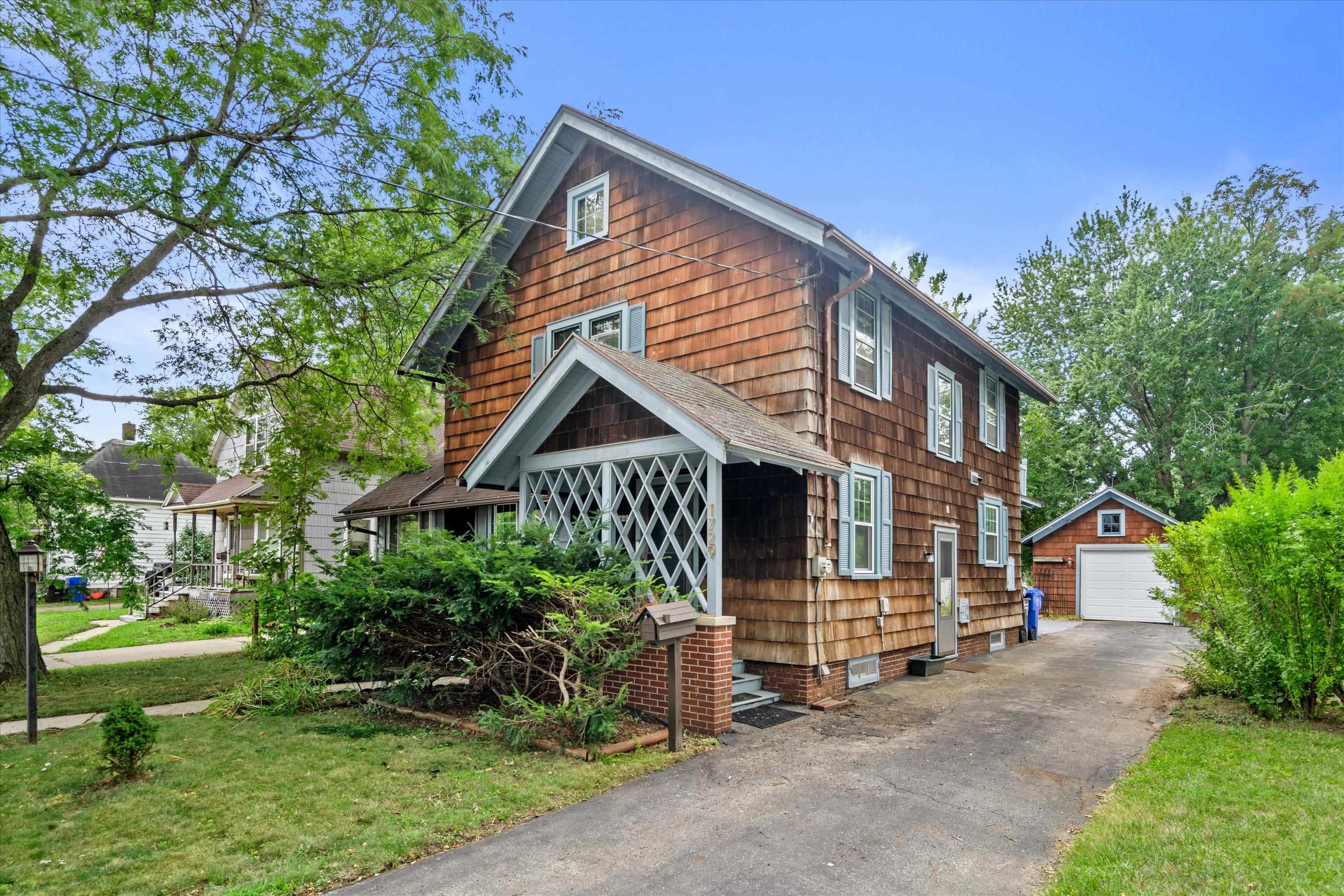 1729 N ONEIDA Street Appleton Wisconsin United States, for Sale, residential,  , Fireside Realty LLC